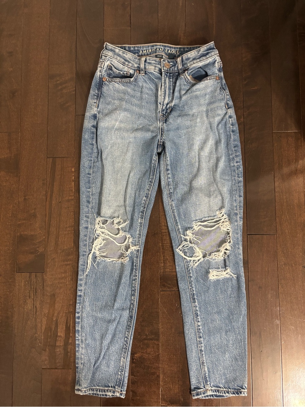 American Eagle Outfitters Light Blue Distressed Boyfriend Jeans